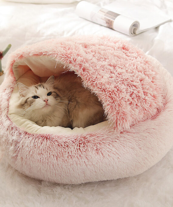 Plush round pet bed